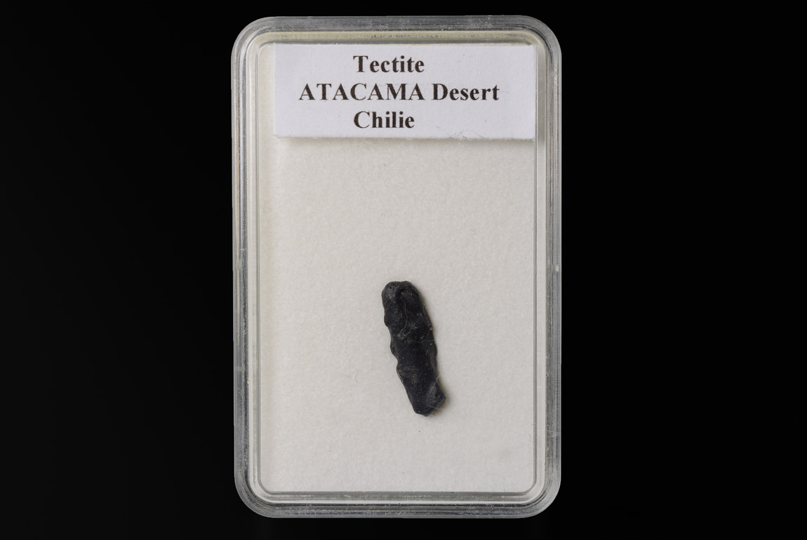 Impactite Atacamaïte