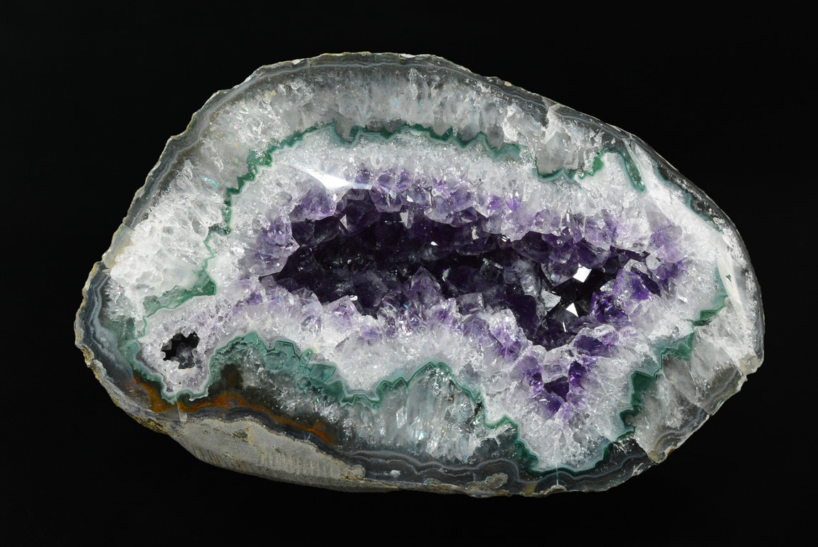 Géode De Quartz Et Améthyste