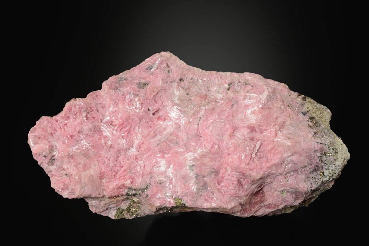 Pyroxmangite